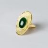 Bague réglable I cabochon de jade vert emeraude I argent massif doré à l'or 18 carats I Elliade Paris I vue principal I Label AÉ Paris