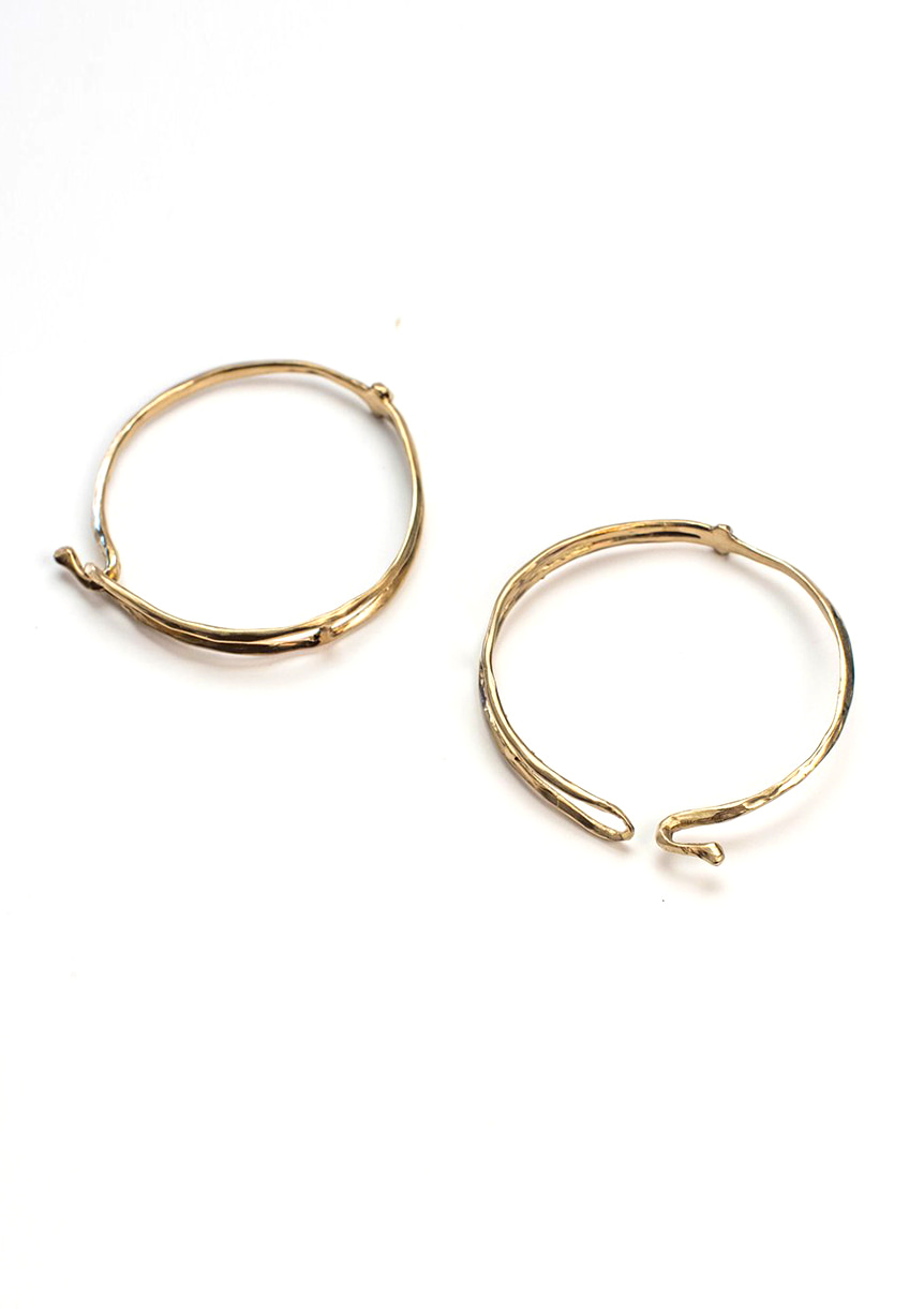 bracelet bangle organic handmade brass laiton fait main bresma Affaires Étrangères - 2 bracelet bangle organic handmade brass laiton fait main bresma Affaires Étrangères - 2