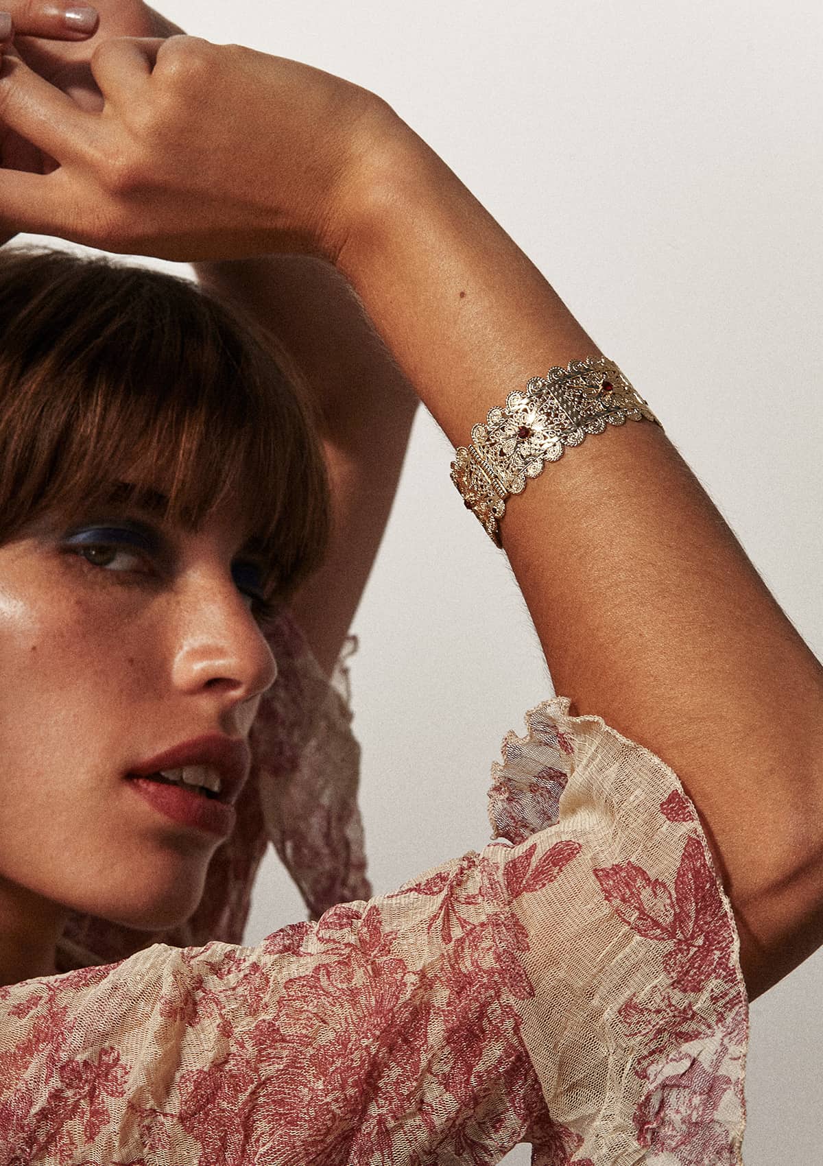 Bracelet ethnique et rigide Bracelet ethnique et rigide