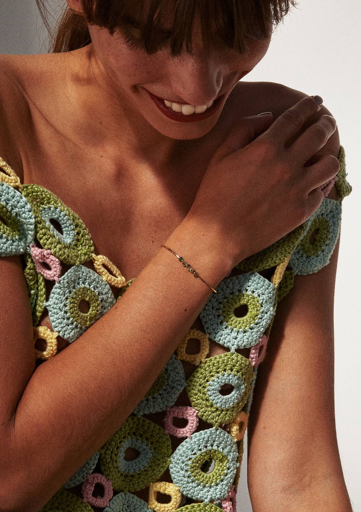 bracelet-fin-cinq-galets-detail-face-min