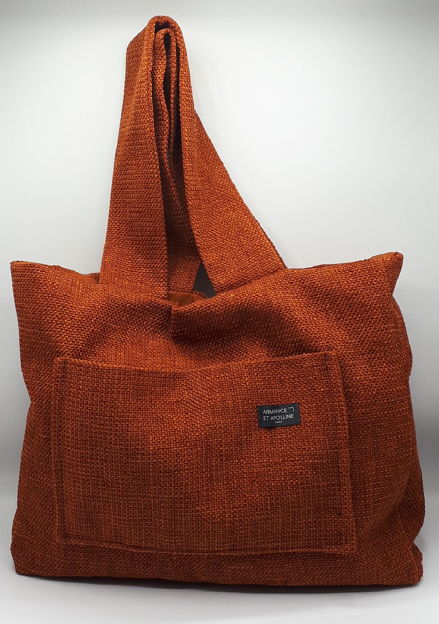 Cabas medium de ville de couleur orange I En velours de coton et soie I Armance&Apolline I Label AÉ Paris Cabas medium de ville de couleur orange I En velours de coton et soie I Armance&Apolline I Label AÉ Paris