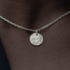Collier pendentif texturé Eate I argent I 9Pensées I vue face I Label AÉ Paris
