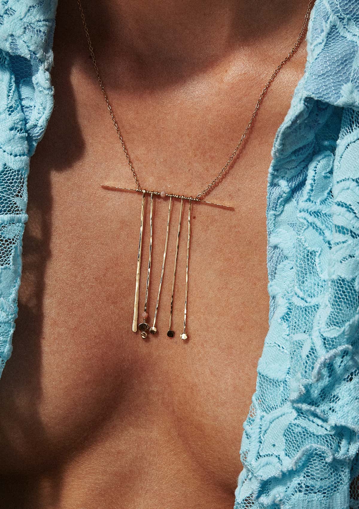 collier-long-saint-jacques-detail Collier long doré a l'or 24k