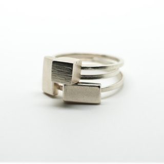 bague-affaires-etrangeres-composable-bauhaus-bijou-ethnique