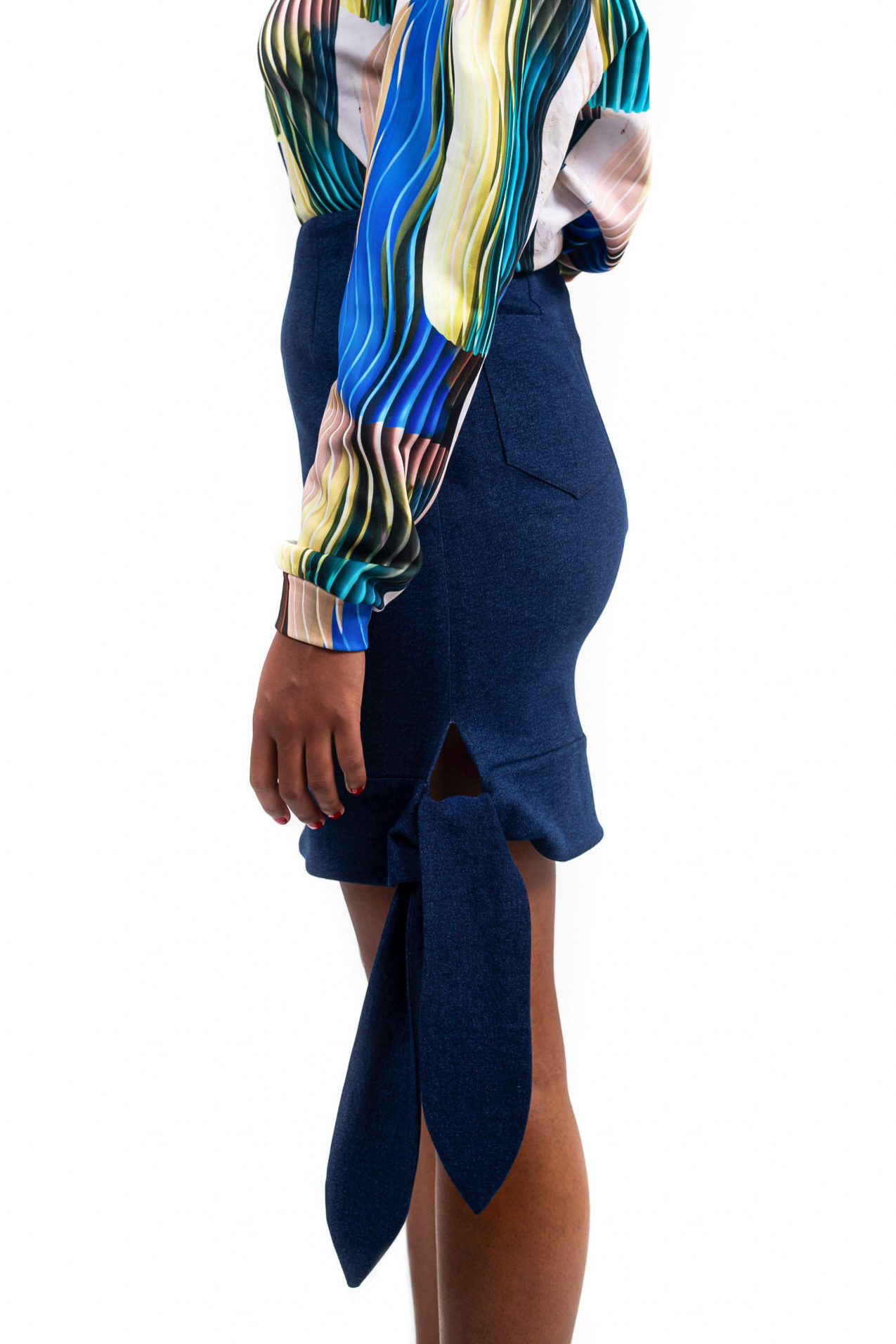 Mini jupe taille haute – Bleu foncé – Vue de profil | Label AÉ Mini jupe taille haute – Bleu foncé – Vue de profil | Label AÉ