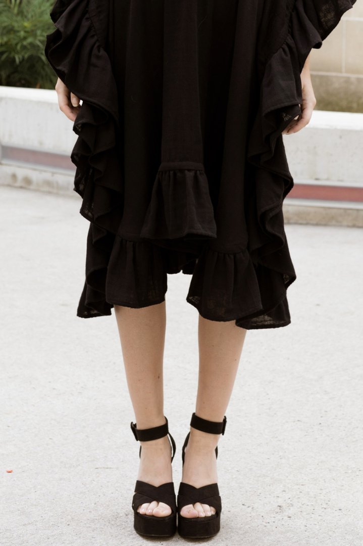 robe-caftan-kaftan-dress-volants-frills-tremblepierre-face